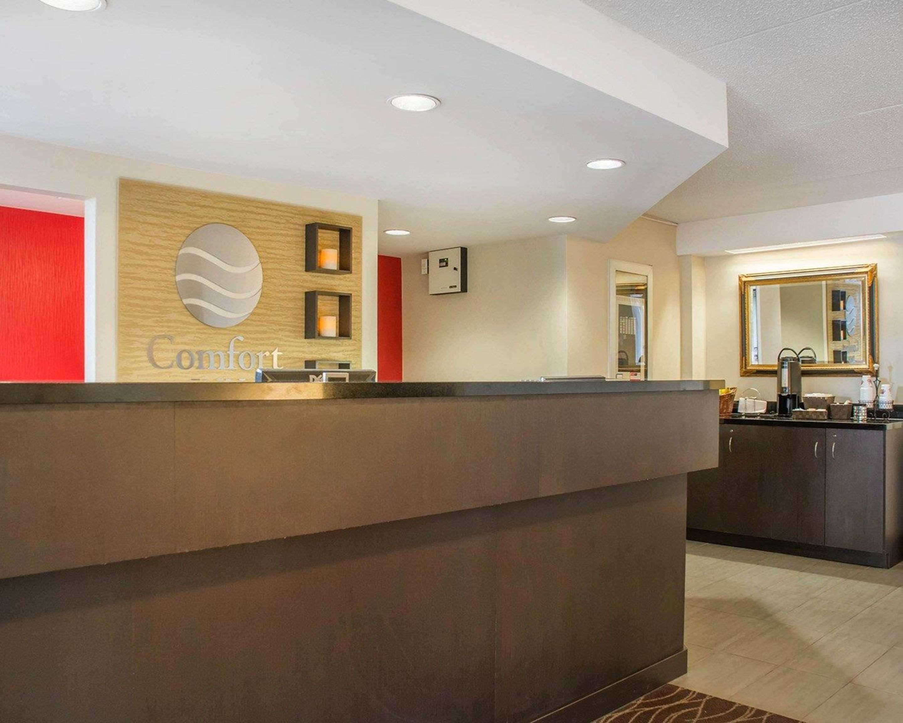 בראנטפורד Comfort Inn מראה חיצוני תמונה