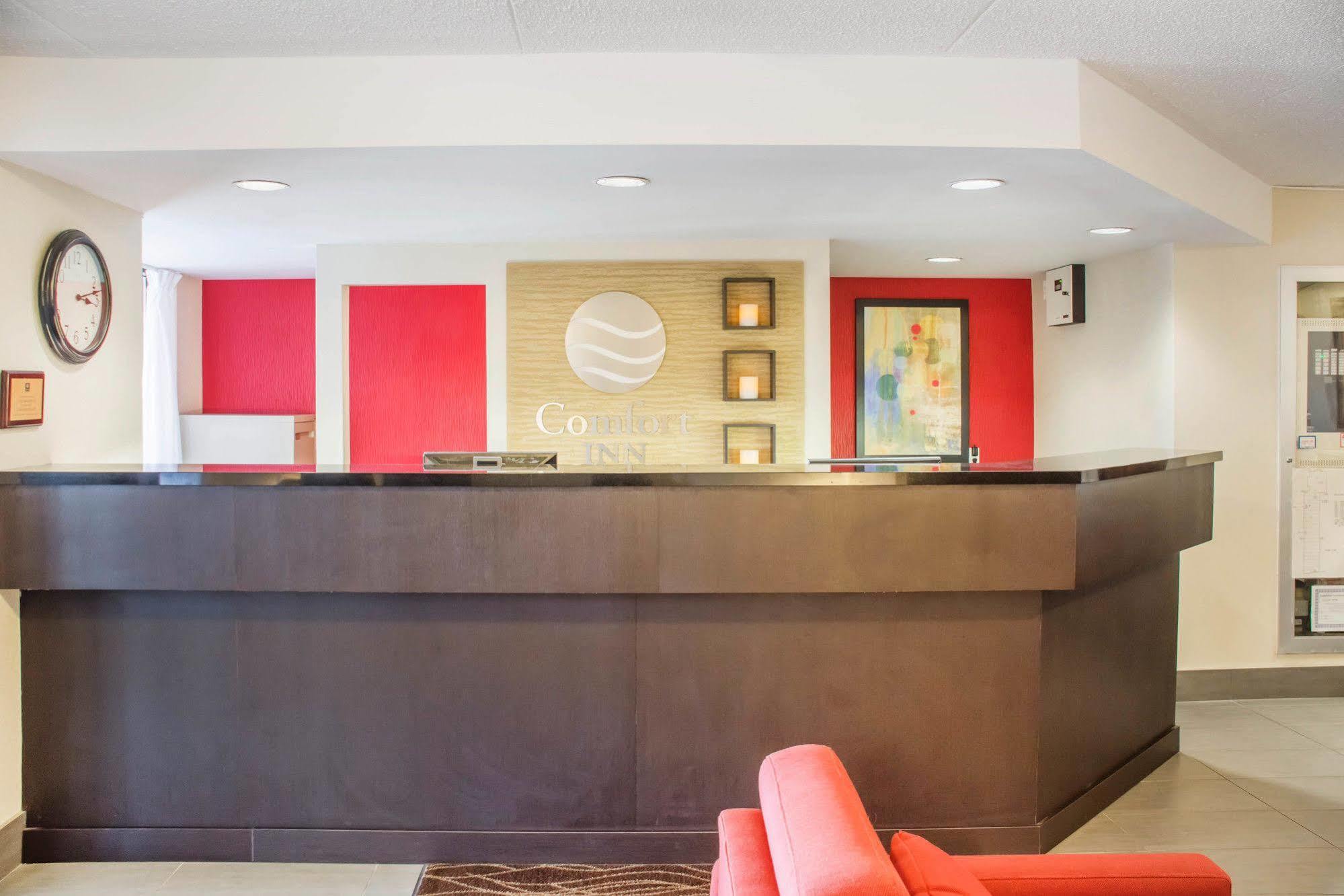 בראנטפורד Comfort Inn מראה חיצוני תמונה