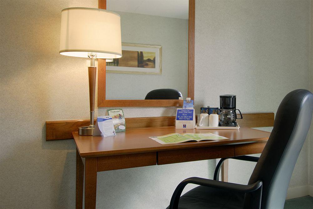 בראנטפורד Comfort Inn חדר תמונה